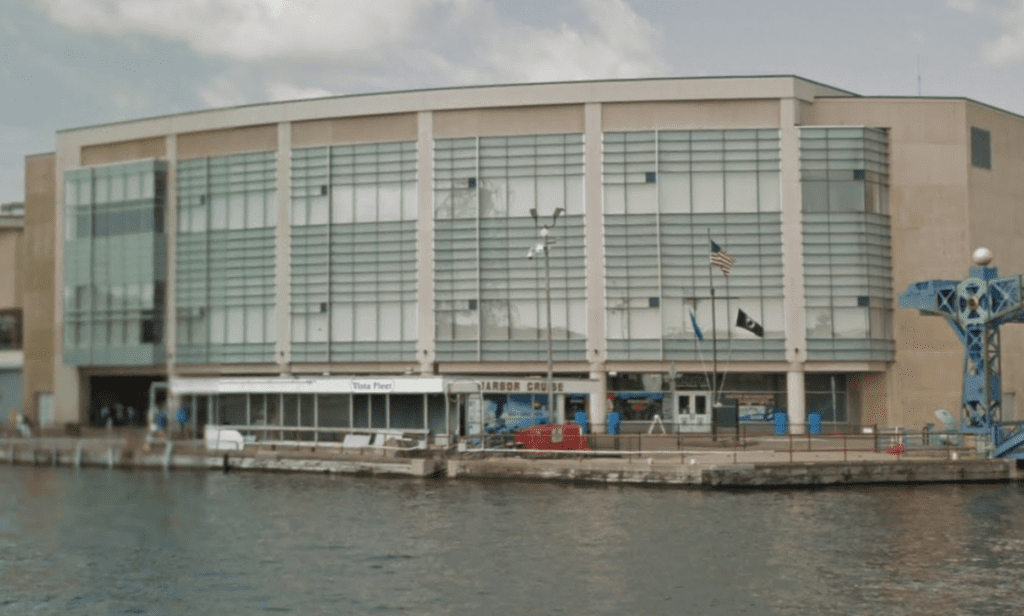 Duluth Entertainment Convention Center (DECC)