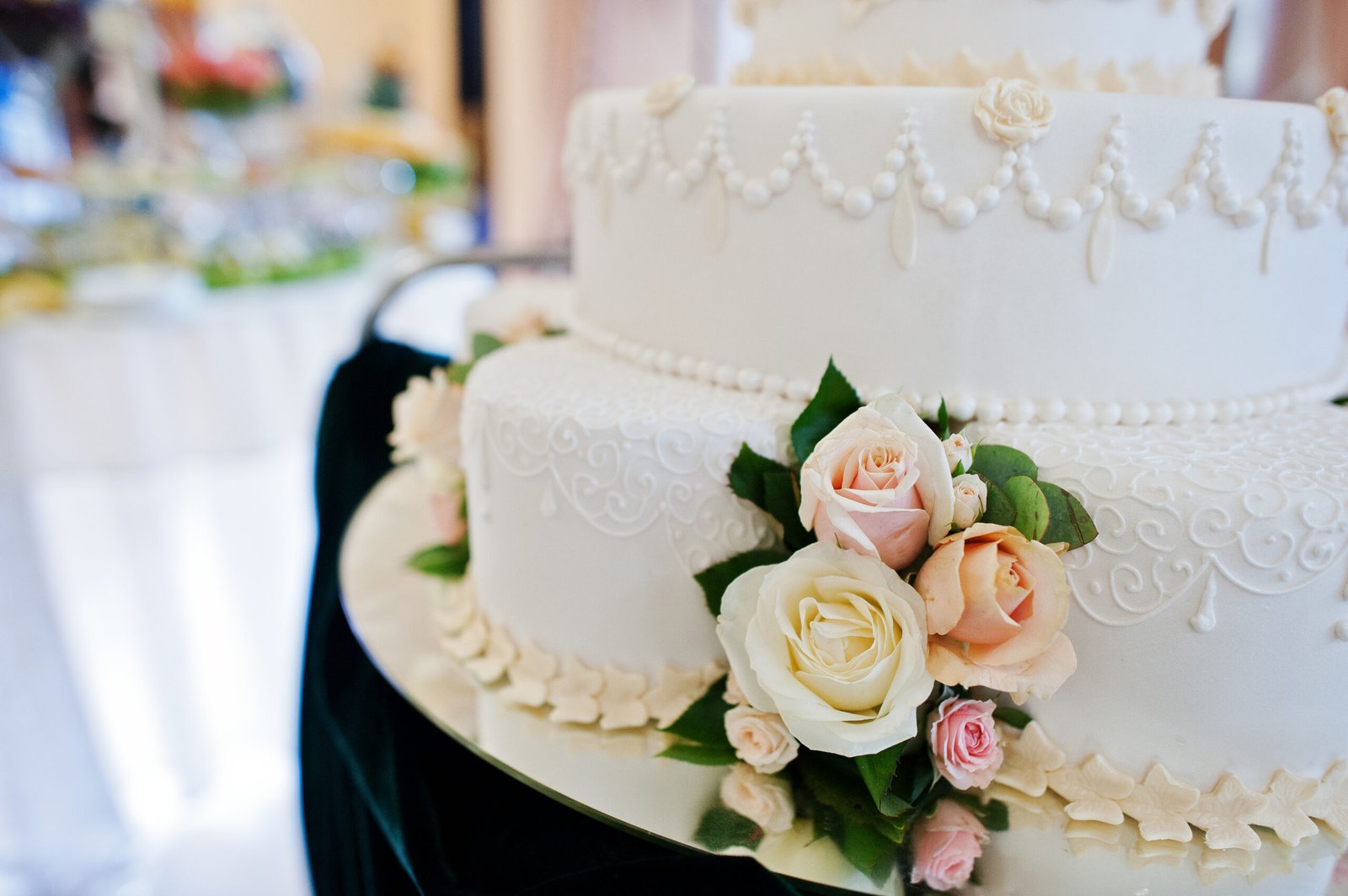Elegant wedding cake decorated with flowers